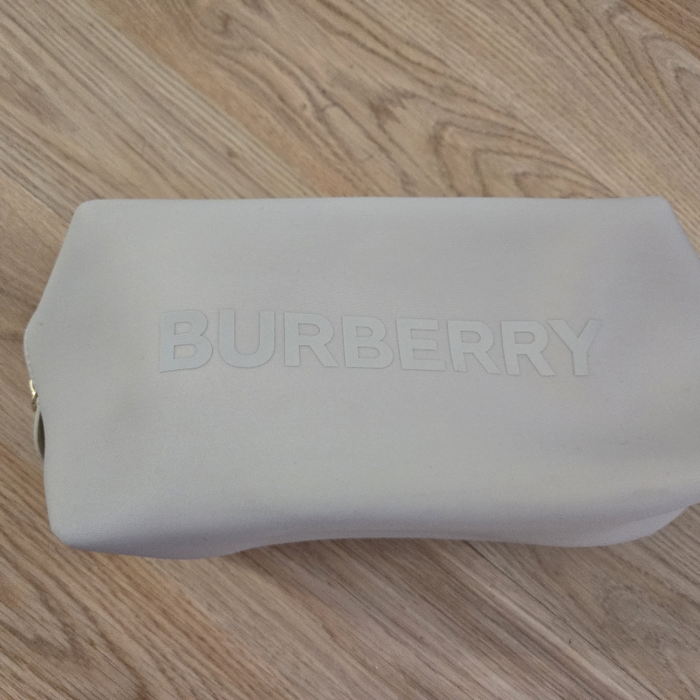 Burberry Travel Toiletry/Cosmetic Pouch